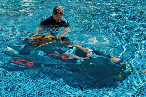 Disabled Diver with Instructor