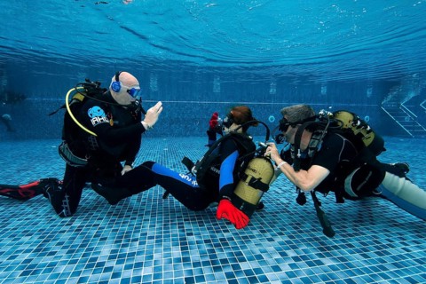 Disabled Diver with Instructor