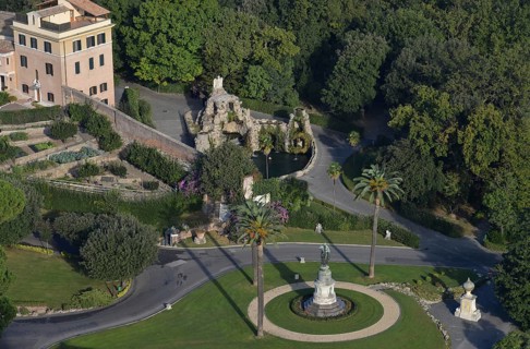 Eagle Fountain