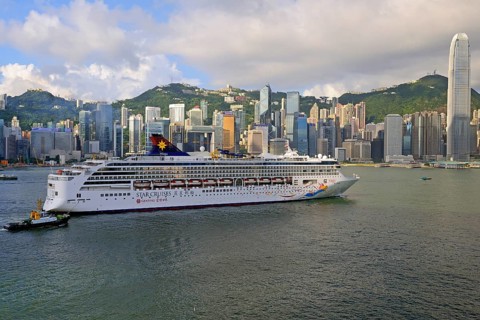 Cruise ship on the Hong Kong River