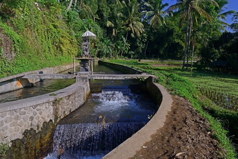 Irrigation canal for rice terraces