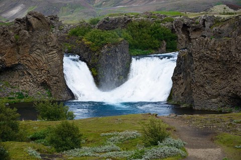 Hjalparfoss