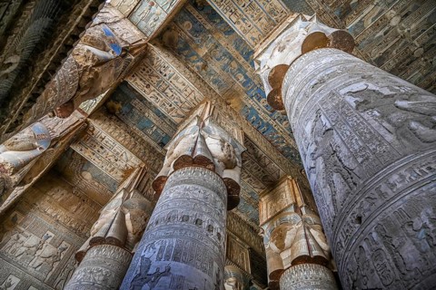 Columns and hall ceiling
