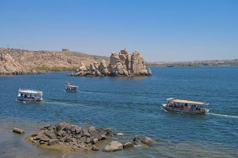 Tourist excursion boats off Philae Island