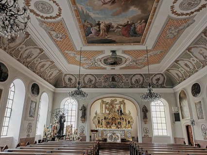 Ceiling painting depicting the Assumption of the Virgin Mary and St. Francis of Assisi and St. Ignatius of Loyola