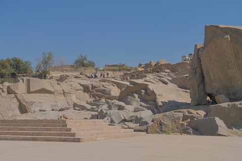 Rose granite quarry