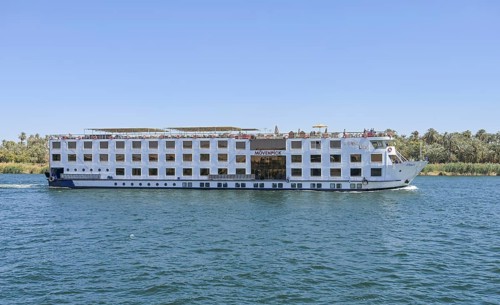 Cruise ship