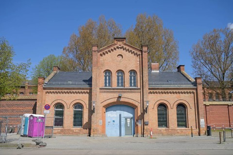 Gate 1