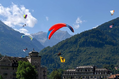 Paraglider Canton flags