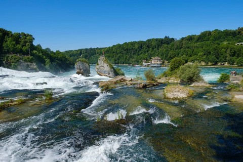 Viewing rock and Schloessli Woerth am Rheinfall