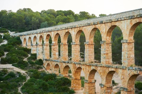 Old roman aqueduct