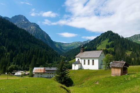 Chapel in Baad