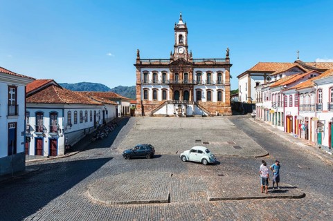 Tiradentes Plaza