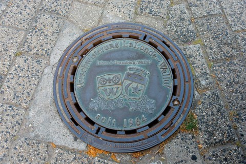 Manhole cover