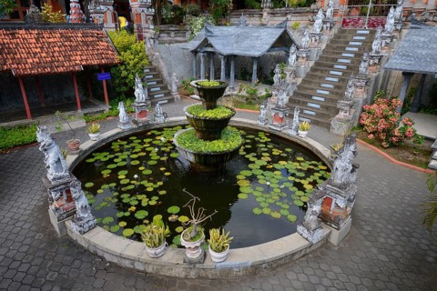 Central square with fountain