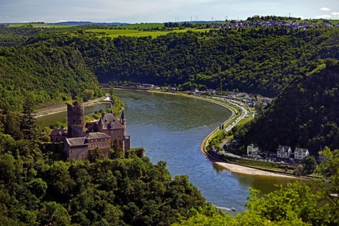 View of the Rhine Valley with Katz Castle