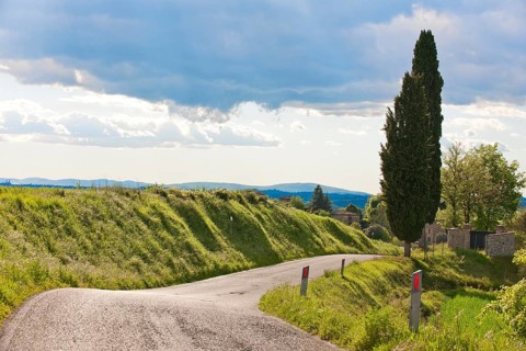 Unpaved country road
