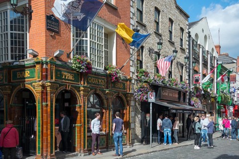The Quays Bar