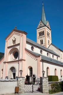 Maria Himmelfahrt parish church