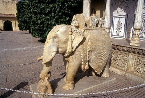 Marble elephant with lotus flower guarding Rajendra Pol