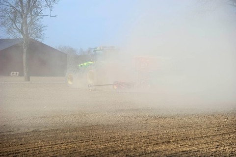 John Deere 8530 tractor with Vaderstad seed drill