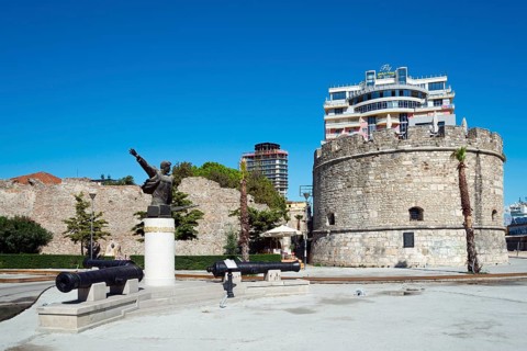 Venetian fortification and partisan monument