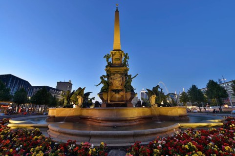 Mendebrunnen