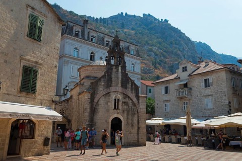 Church of St. hatch