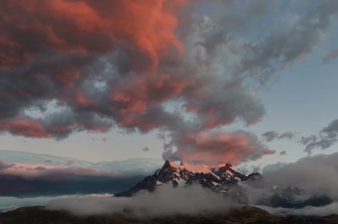 Sunrise over the Cuernos del Paine