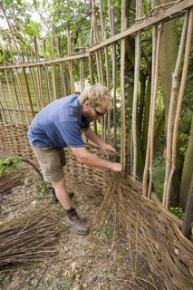 Building a willow garden fence
