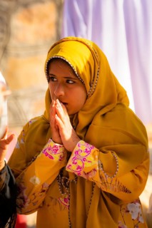 Woman during the Friday Goat Market in Nizwa