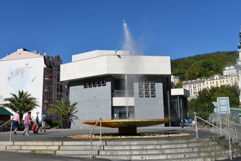 Bubble Colonnade