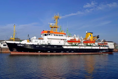 Survey vessel Komet in the fishing port of Bremerhaven