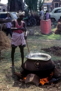 Rice cooking on a Anda