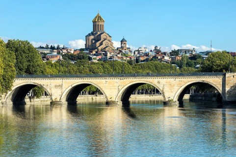 Chughureti or Saarbruecken Bridge over Mtkvari River
