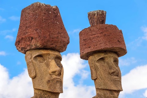 Ahu Nao-Nao Moais with red hat