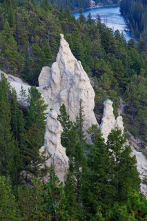 Earth pyramids