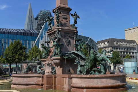 Mendebrunnen