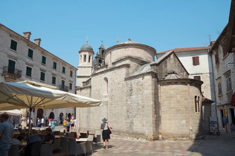 Church of St. hatch