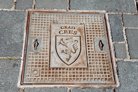 Manhole cover