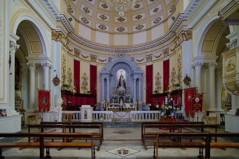 Choir room with altar
