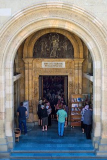 People enter the Sioni Cathedral