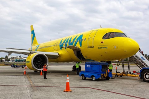 A Vivaair Airbus A320neo aircraft with registration HK-5352 at San Andres Airport
