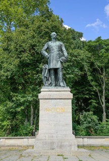 Monument Albrecht von Roon