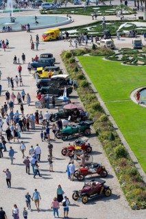 Schwetzingen Palace Park with classic cars