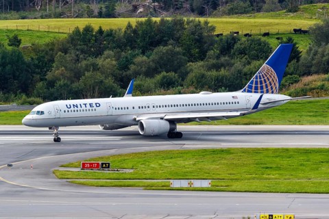 A United Airlines Boeing 757-200 aircraft with registration N67134 at Bergen Airport