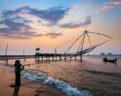 Kochi chinese fishnets on sunset. Fort Kochin