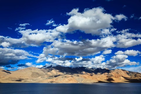 Himalayan mountain lake in Himalayas Tso Moriri on sunset