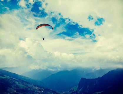 Vintage retro effect filtered hipster style travel image of freedom flight concept