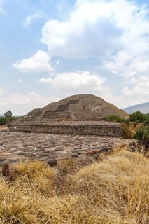 Piramide de la Luna Moon Pyramid Pyramid in Teotihuacan